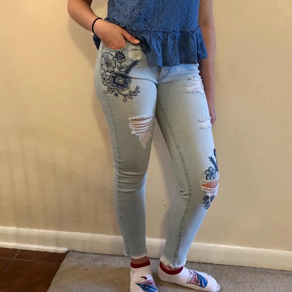 Low rise light blue jeans sweet but edgy